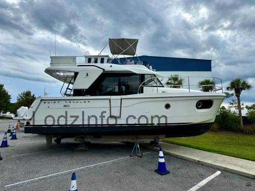 Beneteau Swift Trawler 30 opinie i specyfikacja